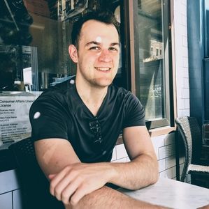 Meet your Posher, Nic